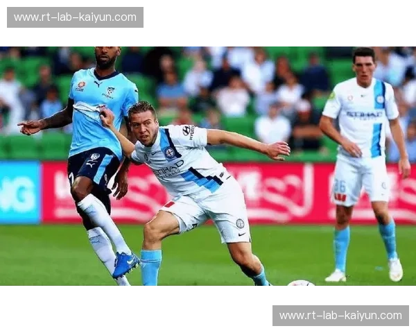 南澳玫瑰迎战西部雄狮：阿德莱德联与西悉尼漫步者的巅峰对决前瞻